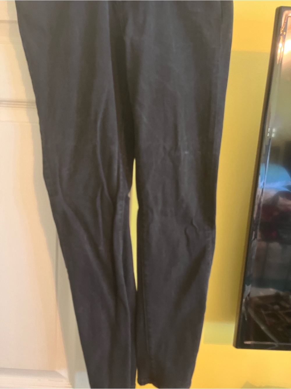 LOFT Women's Skinny Jeans in Black
